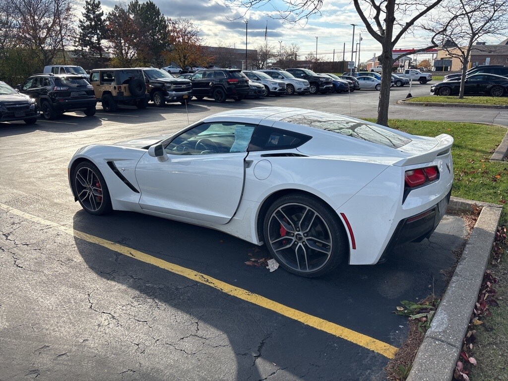 2016 Chevrolet Corvette Stingray Z51 2LT photo 3