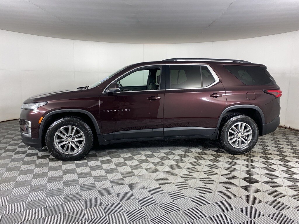 Used 2023 Chevrolet Traverse LT SUV