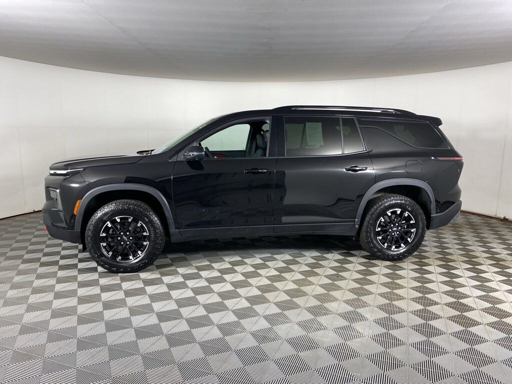 Certified 2025 Chevrolet Traverse Z71 SUV