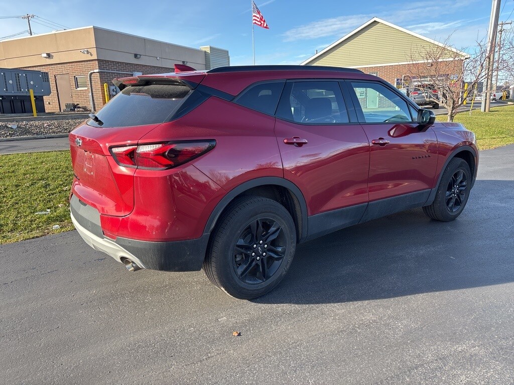 2021 Chevrolet Blazer 2LT photo 3
