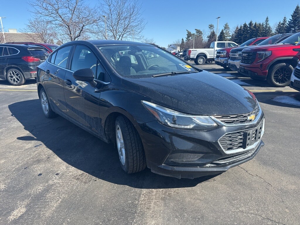 Used 2018 Chevrolet Cruze LT Sedan