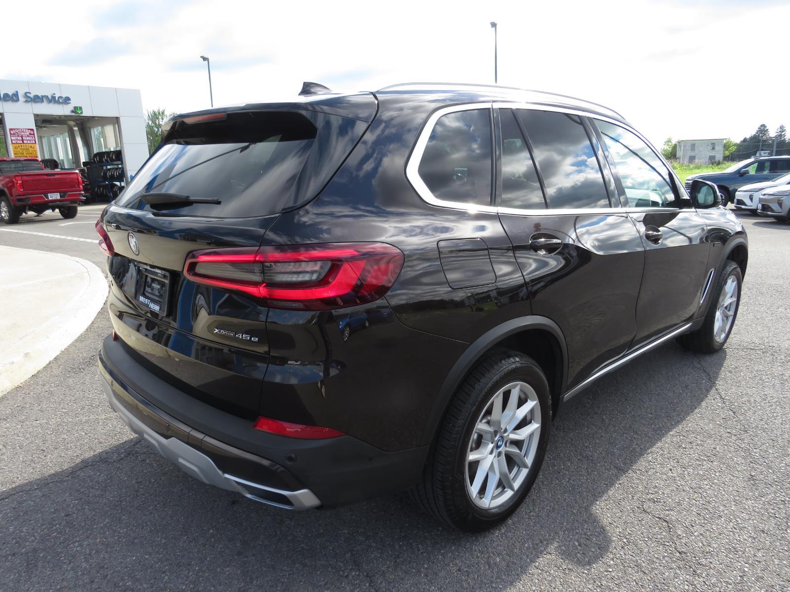 2022 BMW X5 8