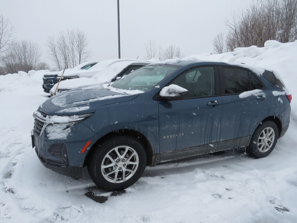 Used 2024 Chevrolet Equinox LS w/1LS SUV