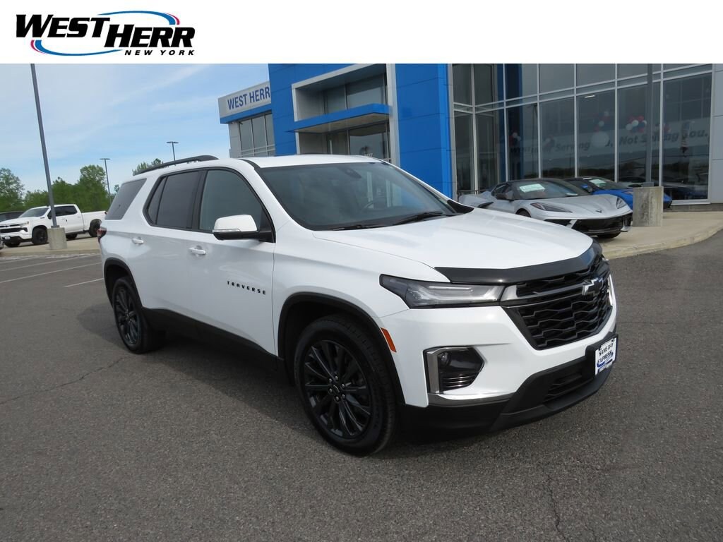 Used 2023 Chevrolet Traverse RS SUV