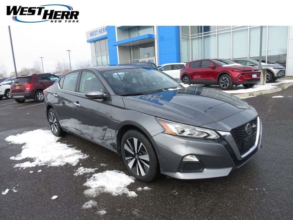 2021 Nissan Altima SV