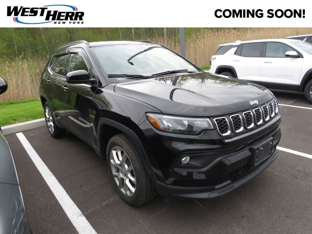 2024 Jeep Compass Latitude Lux 4X4's photo