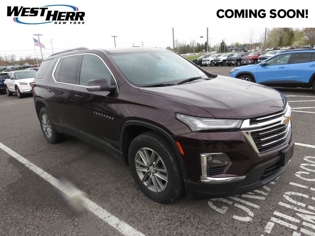 Used 2023 Chevrolet Traverse LT Cloth SUV