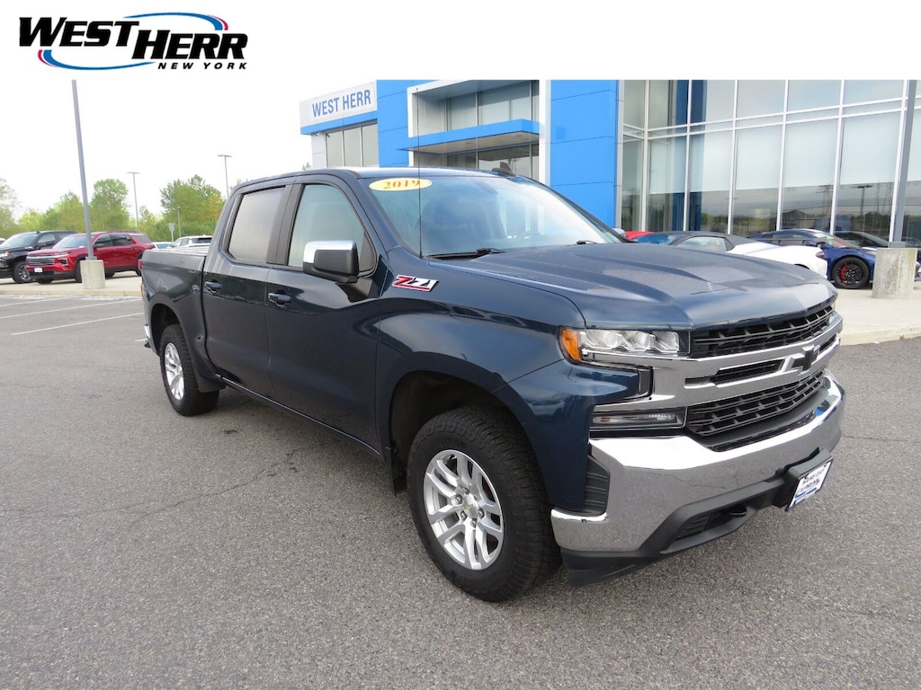 Used 2019 Chevrolet Silverado 1500 LT Truck Crew Cab
