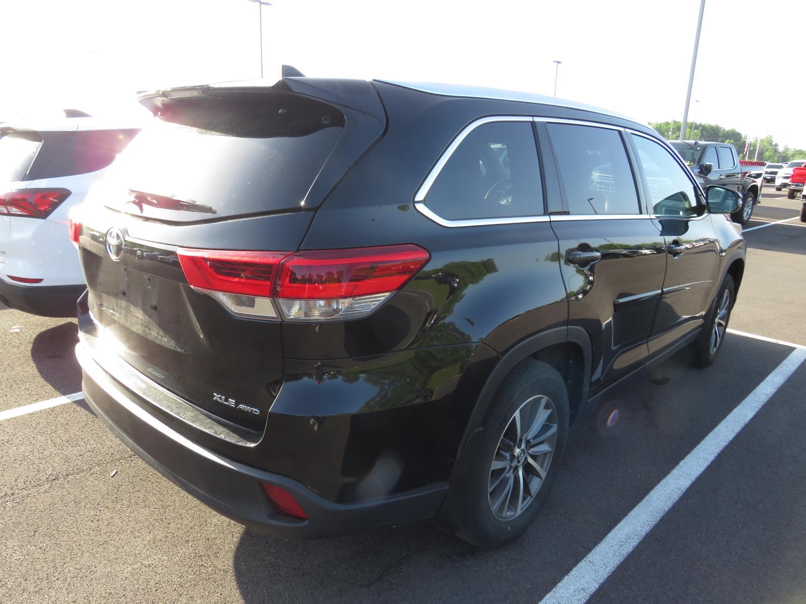 2019 Toyota Highlander 7