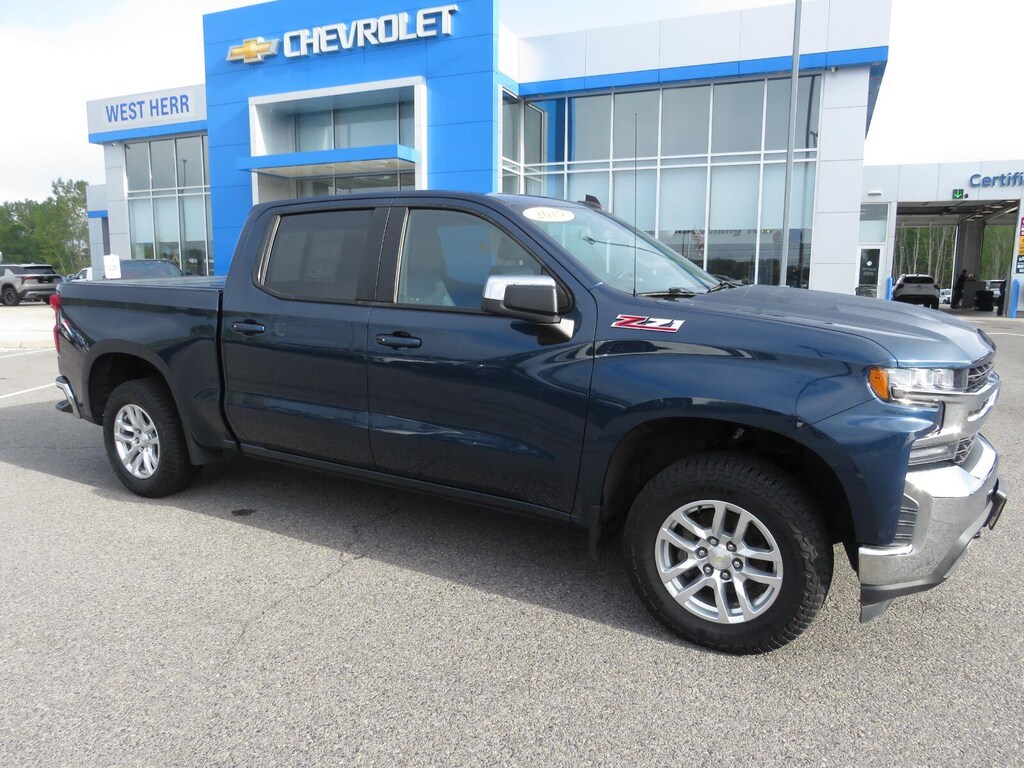 Used 2019 Chevrolet Silverado 1500 LT Truck Crew Cab