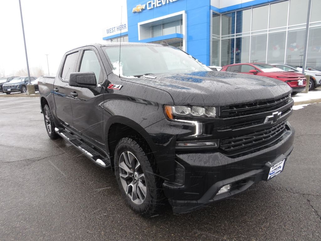 Used 2021 Chevrolet Silverado 1500 RST Truck Crew Cab