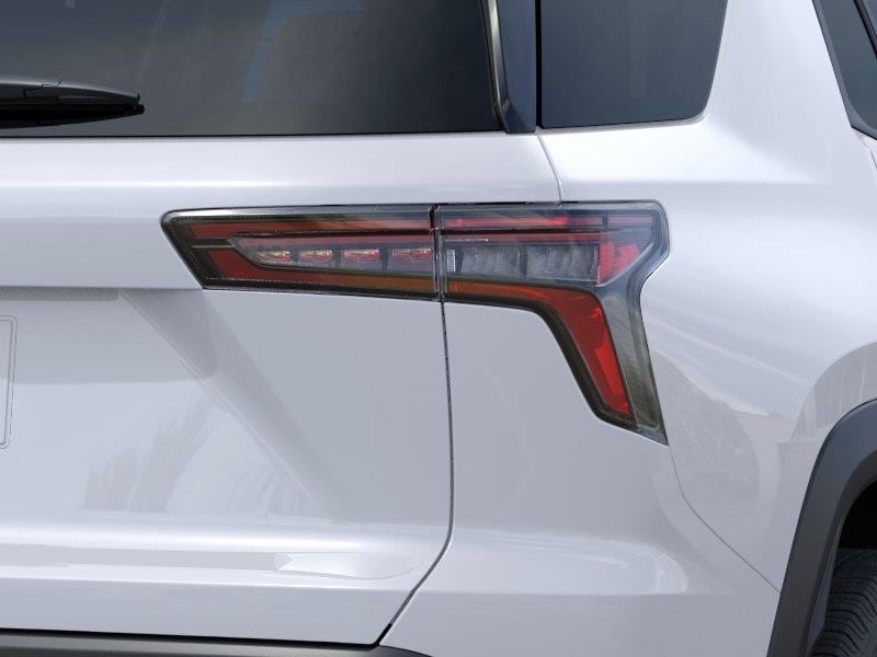 2027 Chevrolet Equinox LT - Photo 11