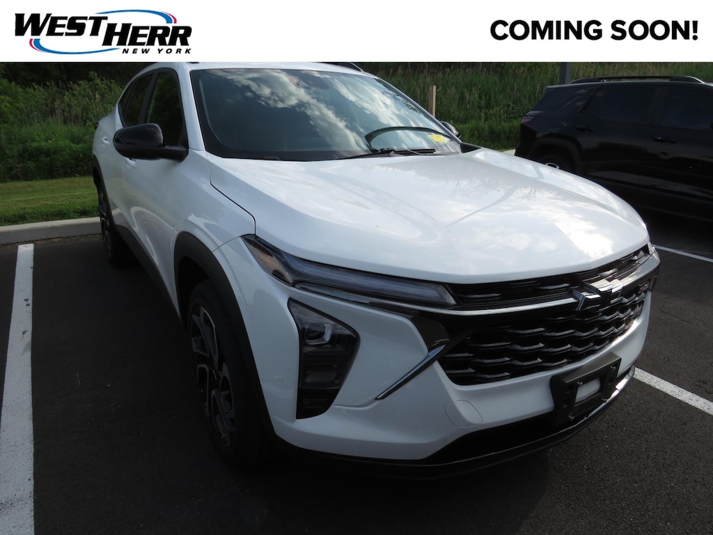 Used 2025 Chevrolet Trax 2RS SUV