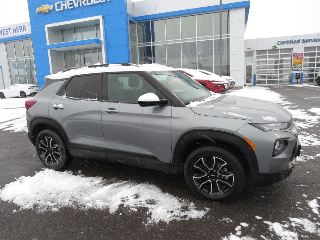 Used 2023 Chevrolet Trailblazer Activ SUV