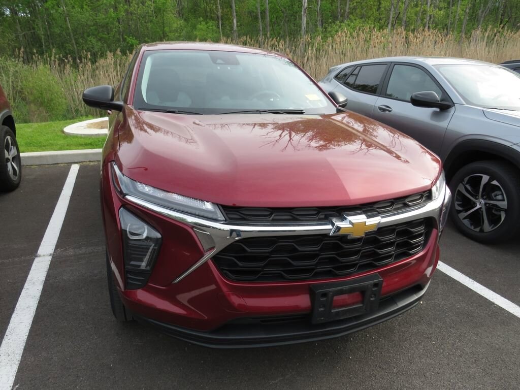 Used 2024 Chevrolet Trax LS SUV