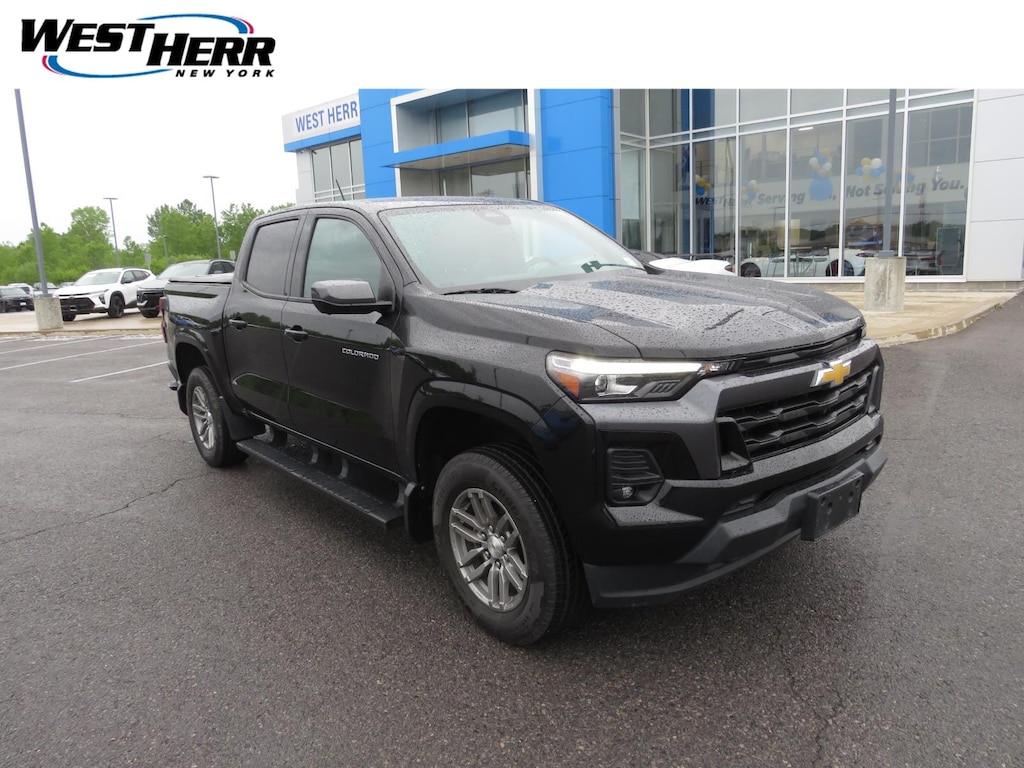 Used 2023 Chevrolet Colorado LT Truck Crew Cab