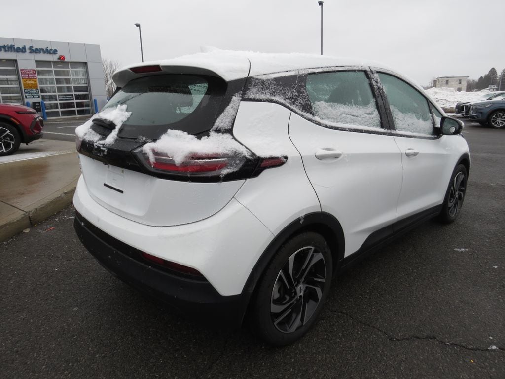 Used 2022 Chevrolet Bolt EV 2LT Hatchback