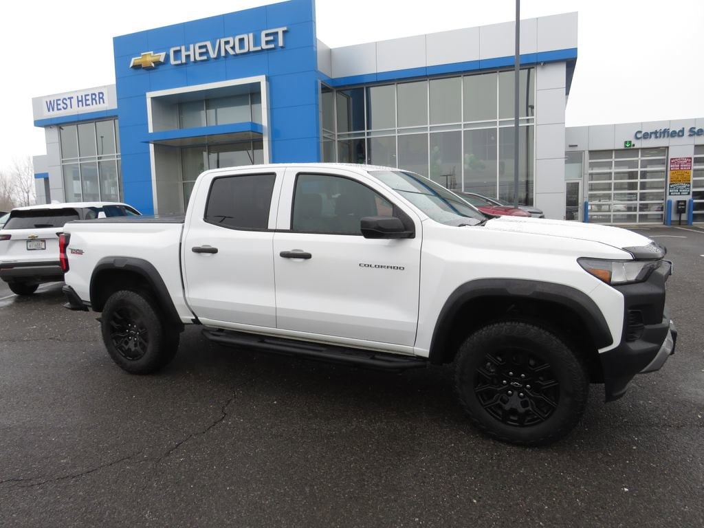Used 2023 Chevrolet Colorado Trail Boss Truck Crew Cab