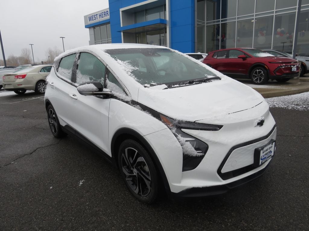 Used 2022 Chevrolet Bolt EV 2LT Hatchback