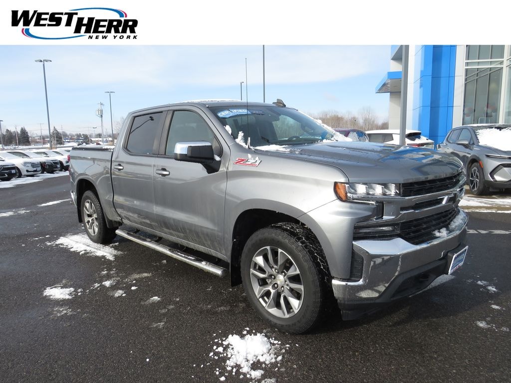Used 2021 Chevrolet Silverado 1500 LT Truck Crew Cab