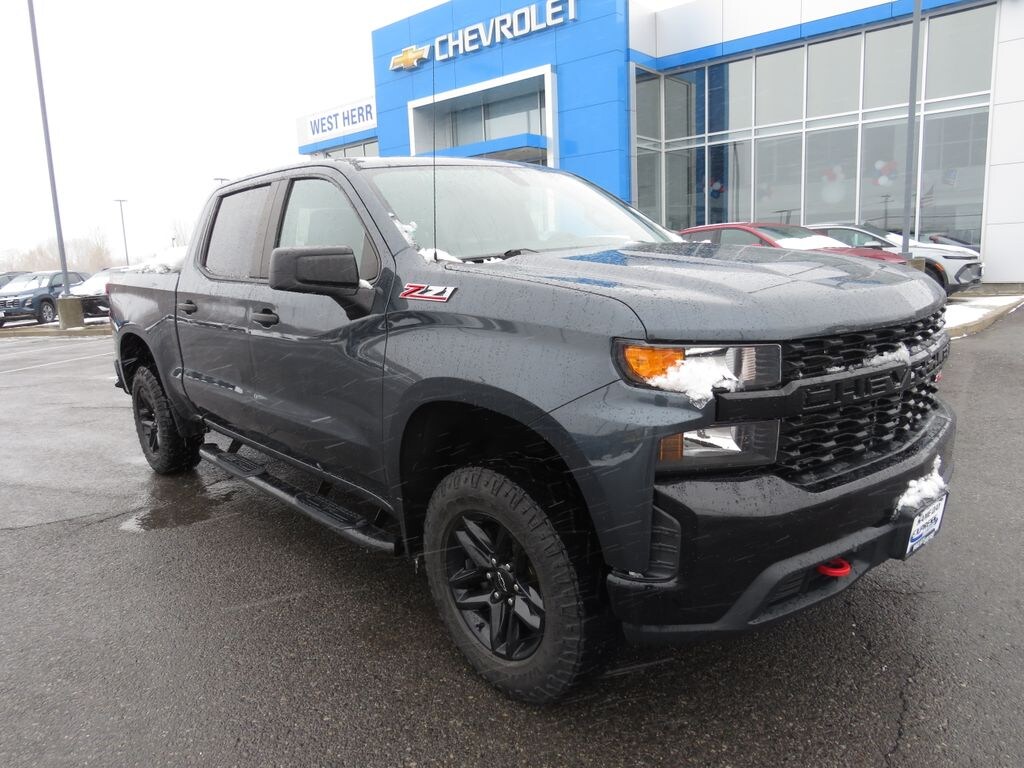 Used 2019 Chevrolet Silverado 1500 Custom Trail Boss Truck Crew Cab