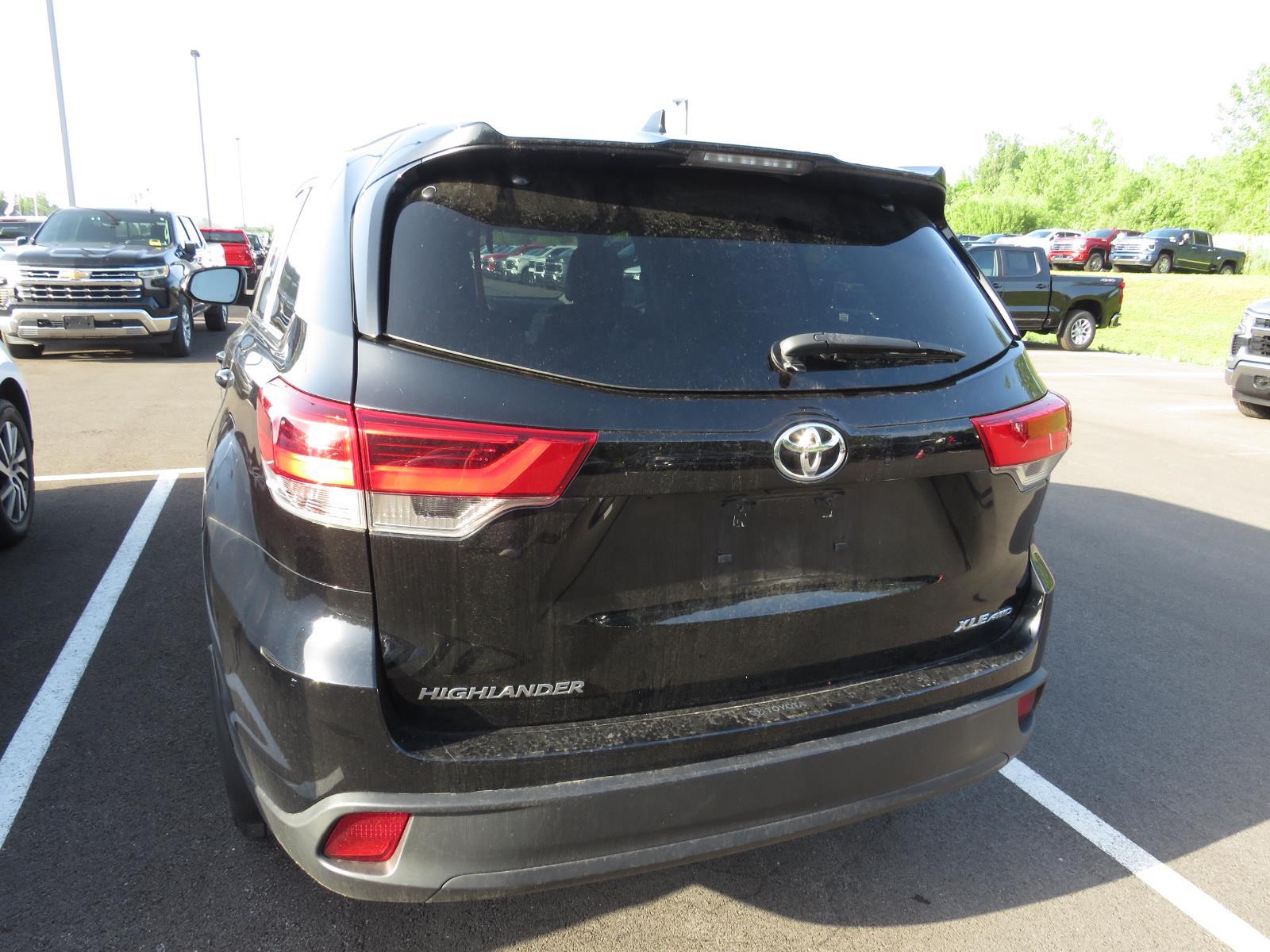 2019 Toyota Highlander 13