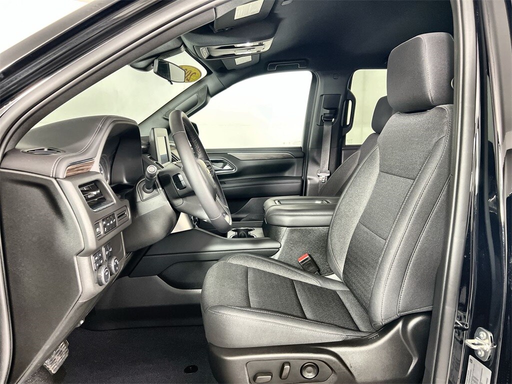 2022 Chevrolet Tahoe LS photo 3