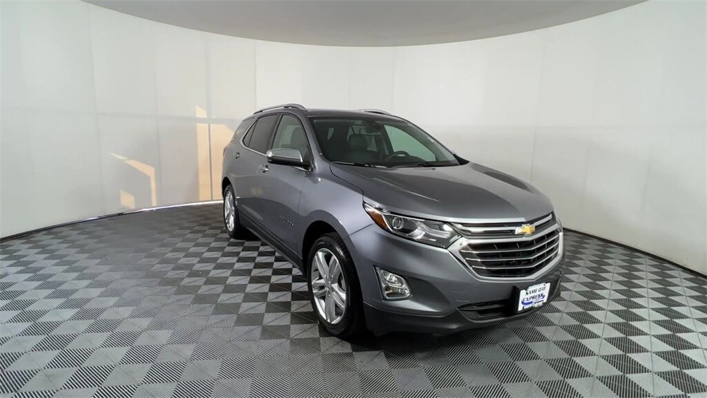 2018 Chevrolet Equinox Premier photo 2