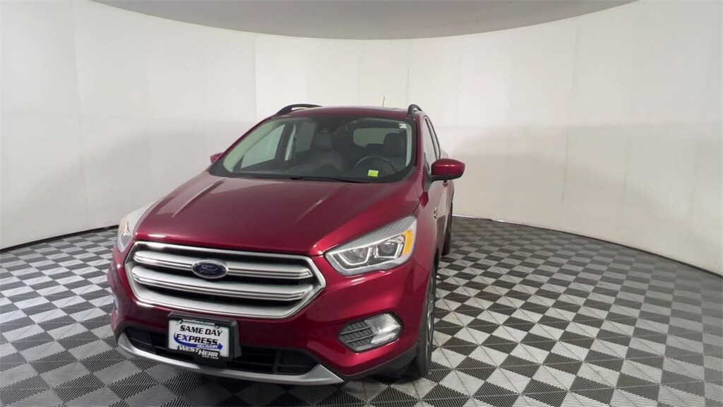 2018 Ford Escape SEL photo 2