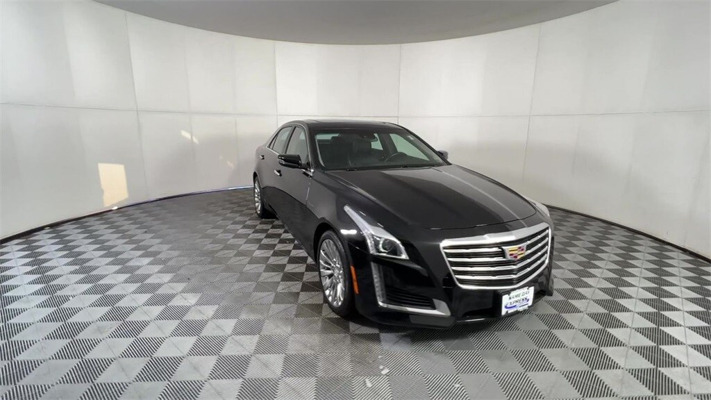 2019 Cadillac CTS Luxury photo 2