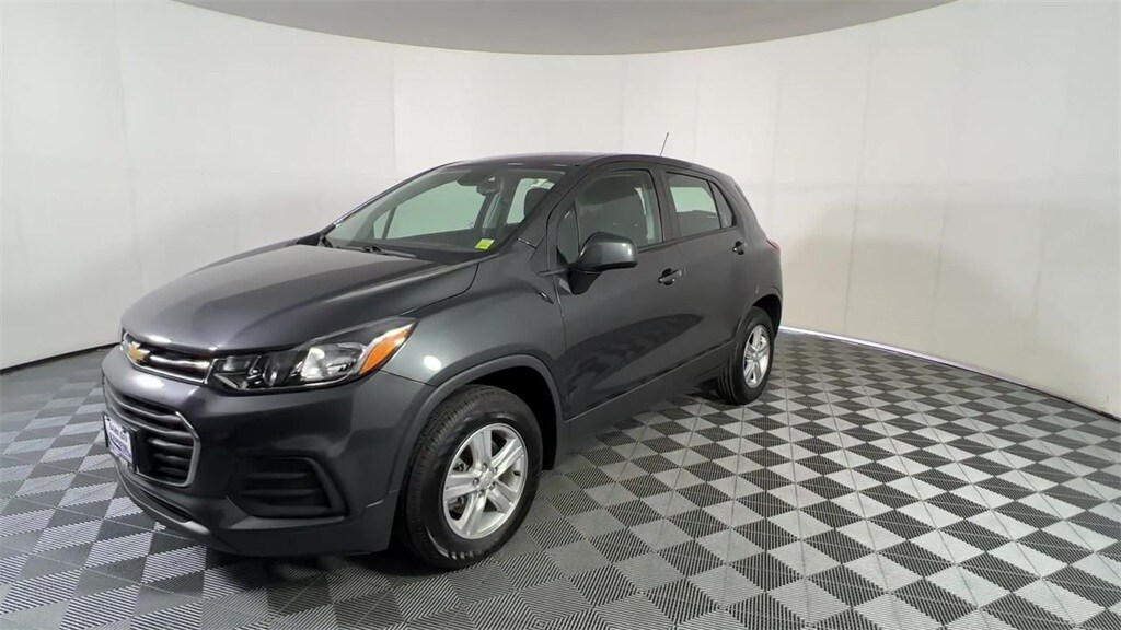 2019 Chevrolet Trax LS photo 4
