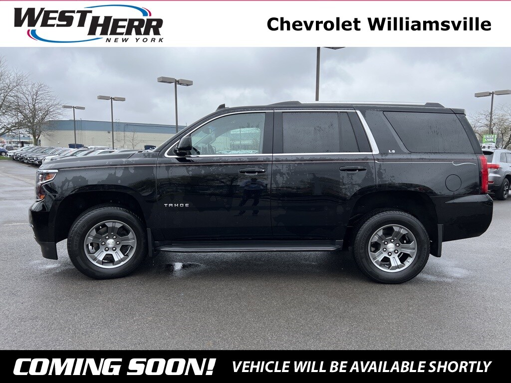 2019 Chevrolet Tahoe LS photo 3