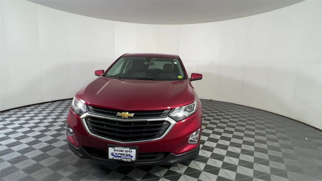 2019 Chevrolet Equinox LT photo 2