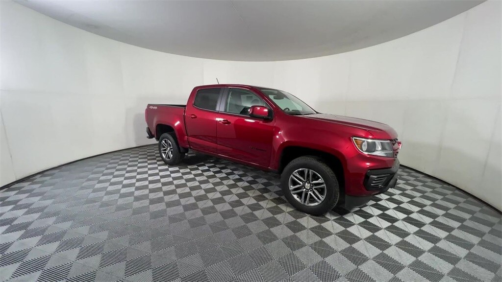 2021 Chevrolet Colorado Work Truck photo 2
