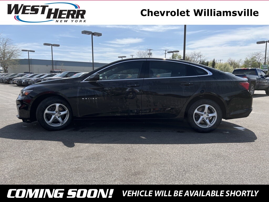 2018 Chevrolet Malibu photo 3