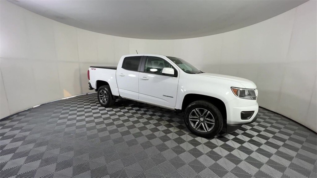 2020 Chevrolet Colorado Work Truck photo 2