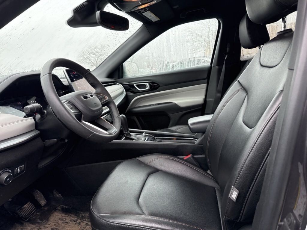 Used 2024 Jeep Compass Limited SUV