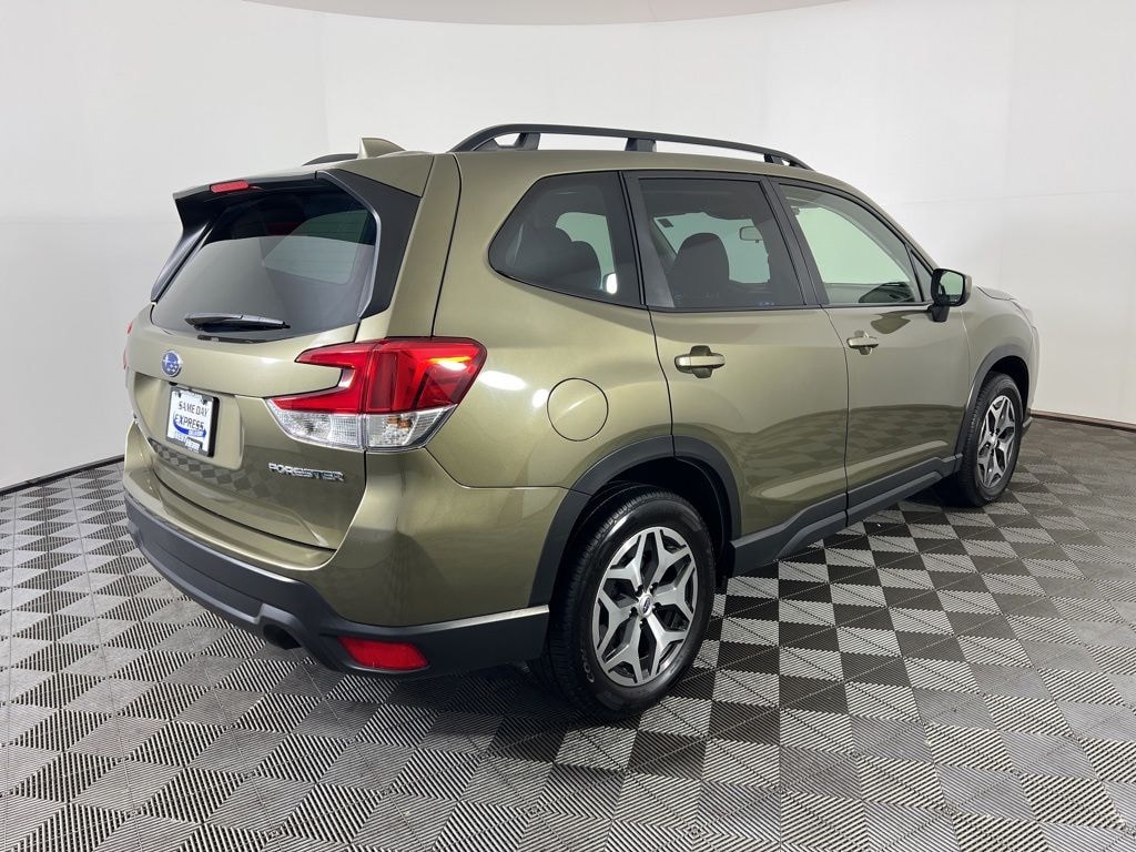 Used 2023 Subaru Forester Premium SUV