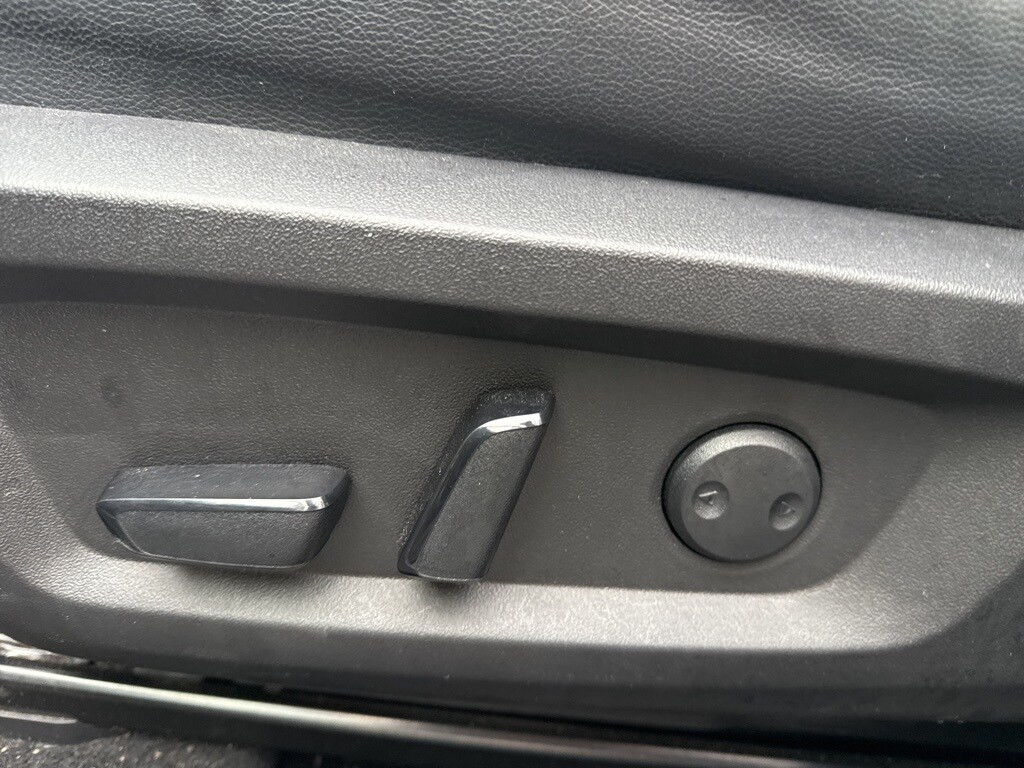 Used 2022 Mitsubishi Outlander SEL CUV