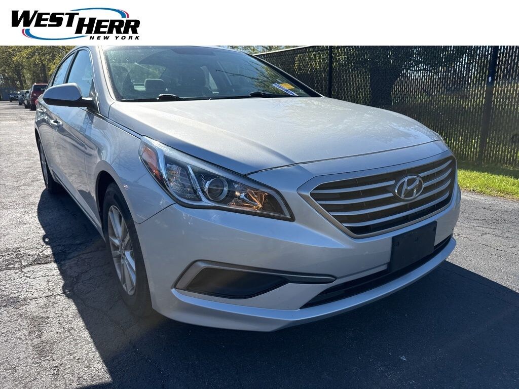 Used 2017 Hyundai Sonata SE w/PZEV Sedan