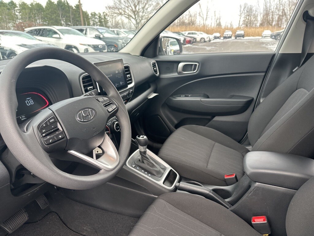 Certified 2025 Hyundai Venue SE SUV