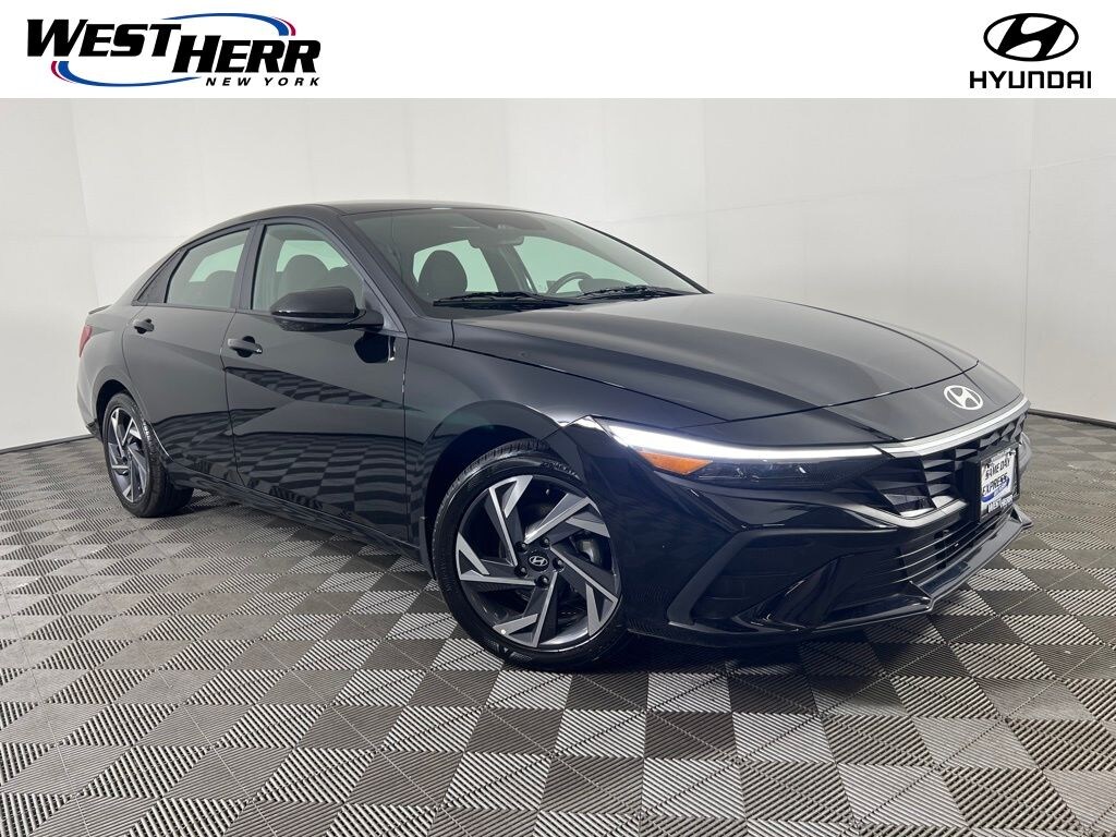Certified 2025 Hyundai Elantra SEL Sport Sedan