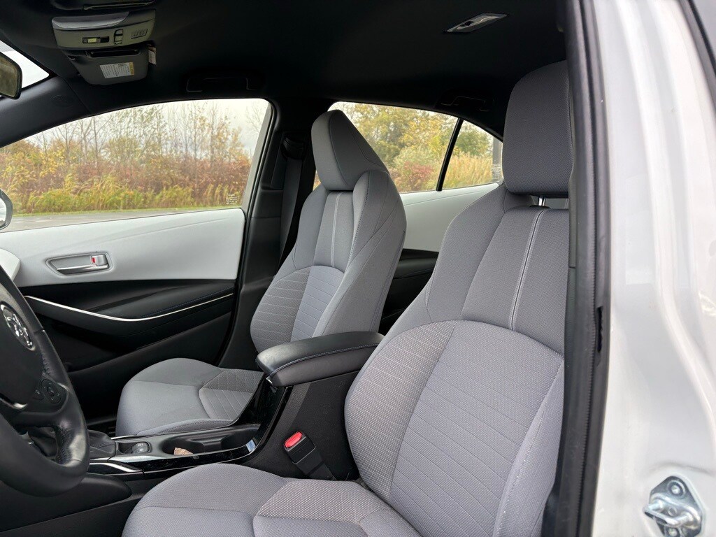 Used 2021 Toyota Corolla SE Sedan