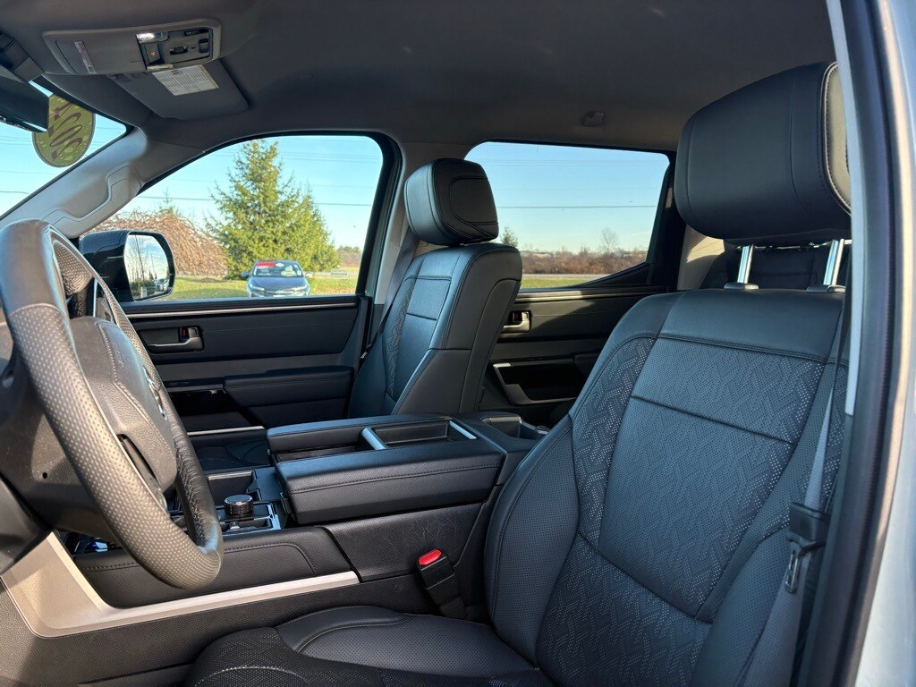 2024 Toyota Tundra Limited photo 2