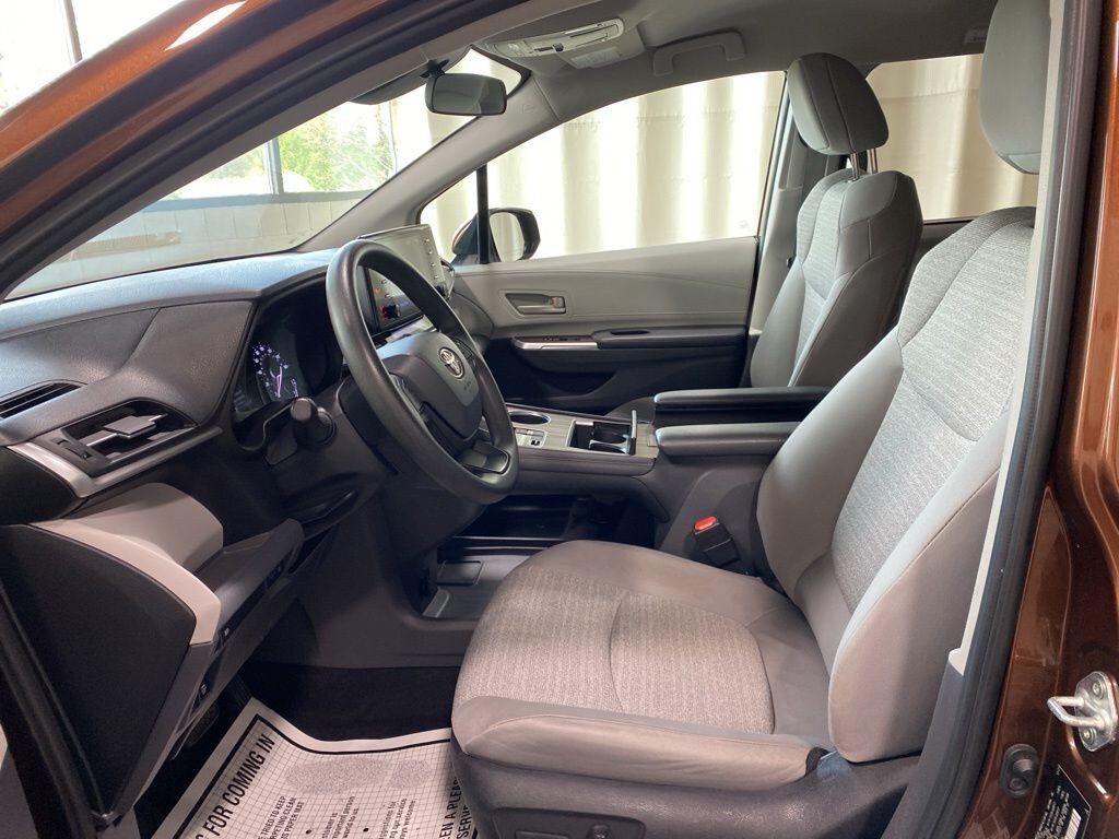 Certified 2022 Toyota Sienna LE Van Passenger Van
