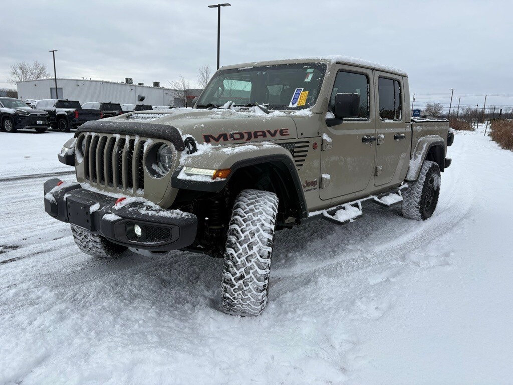 Used 2022 Jeep Gladiator Mojave Truck Crew Cab