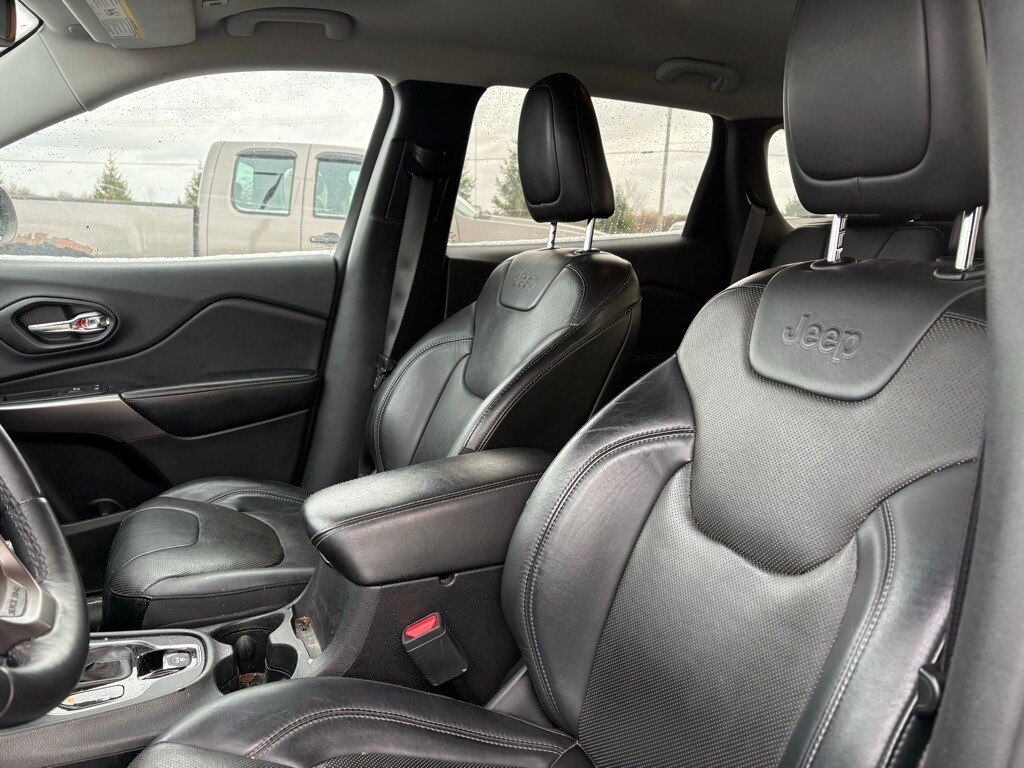 Used 2019 Jeep Cherokee Limited SUV