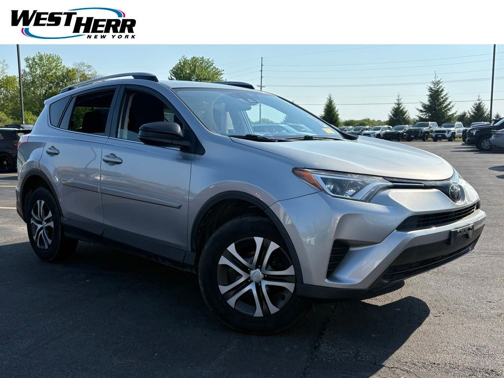 Used 2018 Toyota RAV4 LE SUV