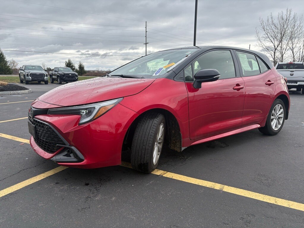 Used 2023 Toyota Corolla Hatchback SE Hatchback