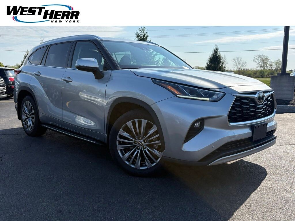 Used 2021 Toyota Highlander Platinum SUV